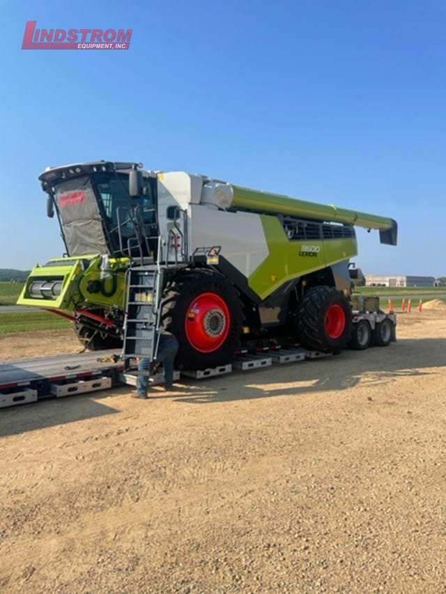 NEW 2022 CLAAS 8600 LEXION COMBINE CO6228